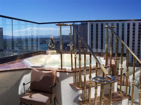 private hot tubs in las vegas